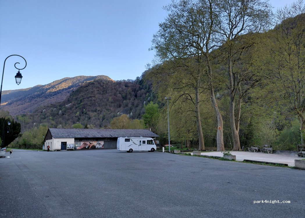 (31440) Fos - 1 Village — foto