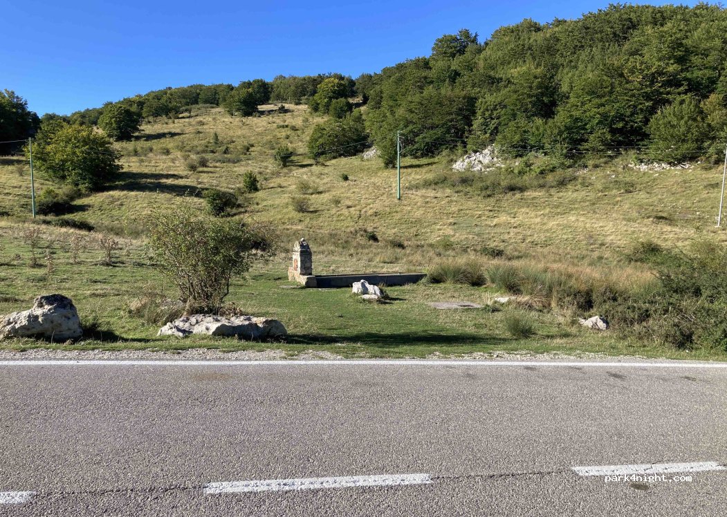(65010) Farindola - Unnamed Road — foto 3