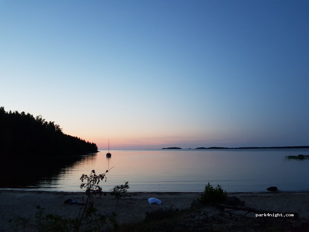 (542 91) Torsö - Unnamed Road — foto 3
