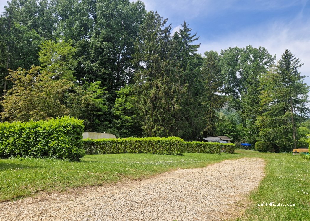 Camping Les Eaux Claires — foto