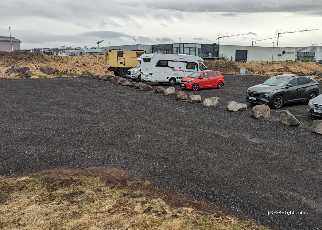 Kópavogur - 42 Vesturvör — foto