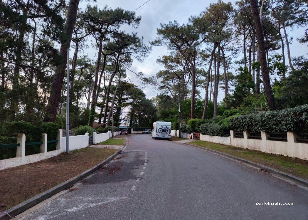 (33115) La Teste-de-Buch - 16 Avenue de l'Observatoire — foto