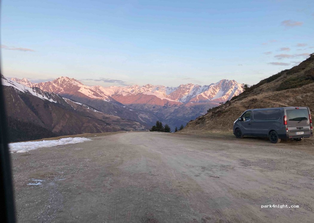 (65170) Adervielle-Pouchergues - Unnamed Road — foto