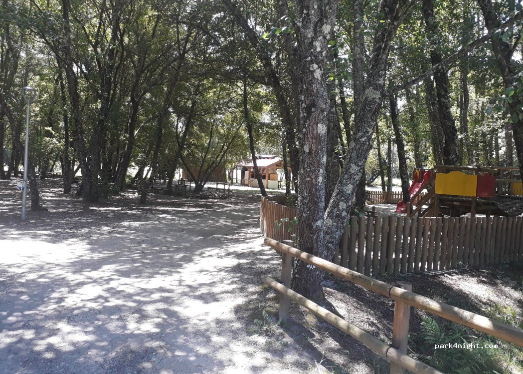(2435) Casal dos Bernardos - Unnamed Road — foto