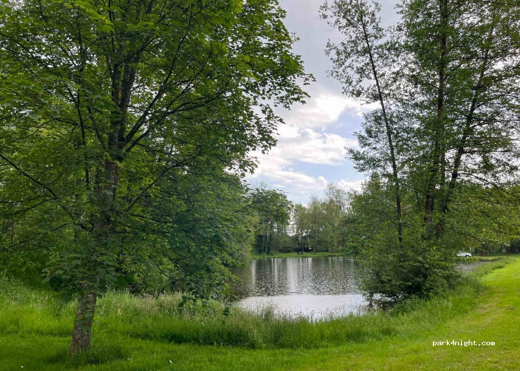 (63490) Sauxillanges - Chemin des Prairies — foto