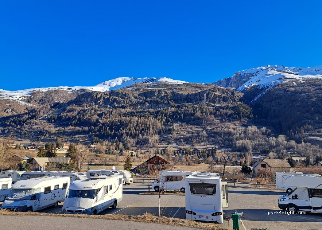 Aire de camping-car Le Monêtier-les-Bains — foto 5