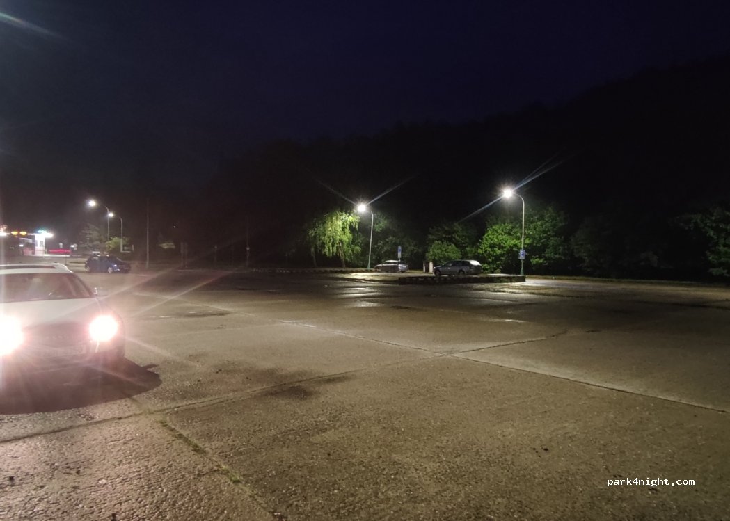 (664 04) Mokrá-Horákov - Unnamed Road — foto