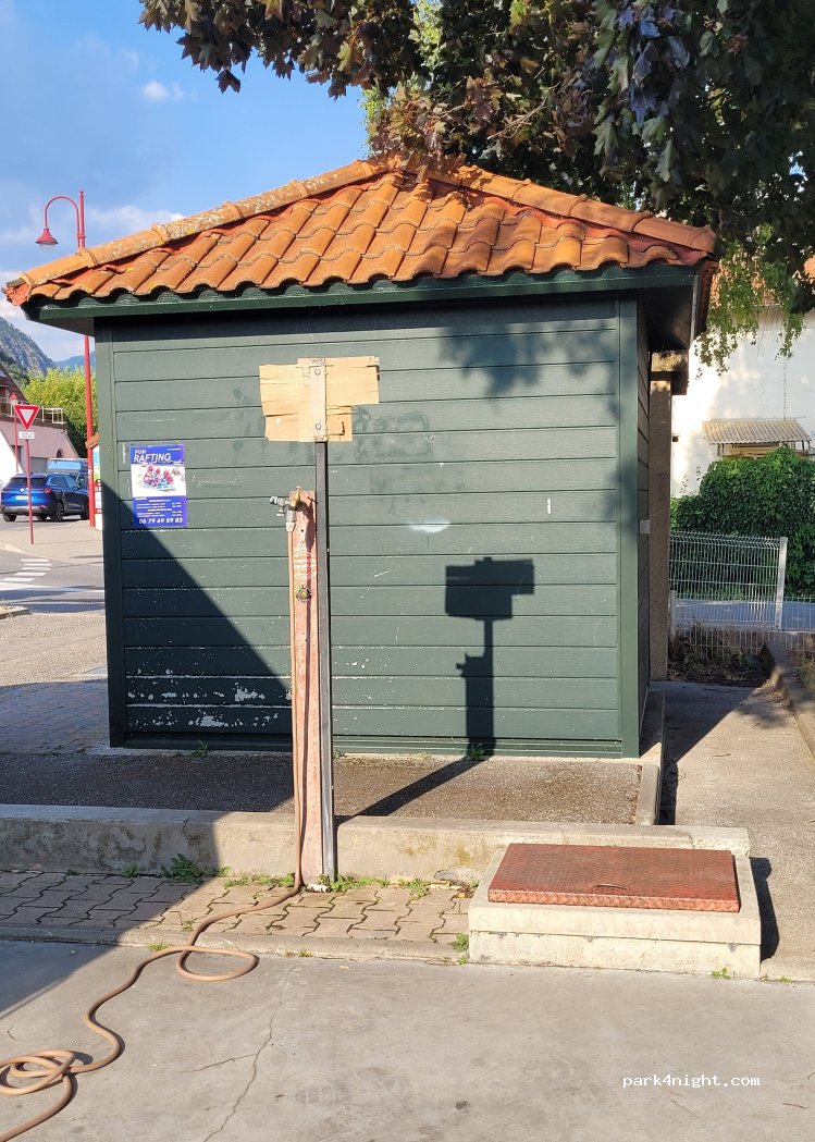 (05400) Veynes - 4 Avenue du Commandant Dumont — foto 4