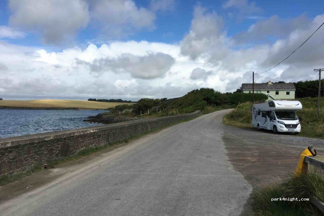 ()  - Unnamed Road — foto