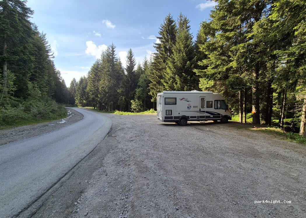(2650) Panichishte - Unnamed Road — foto