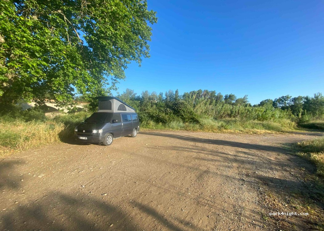 (11200) Luc-sur-Orbieu - D61 — foto 3