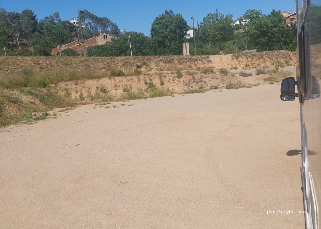 (08629) Torrelles de Llobregat - 4 Carrer d'Ernest Lluch — foto