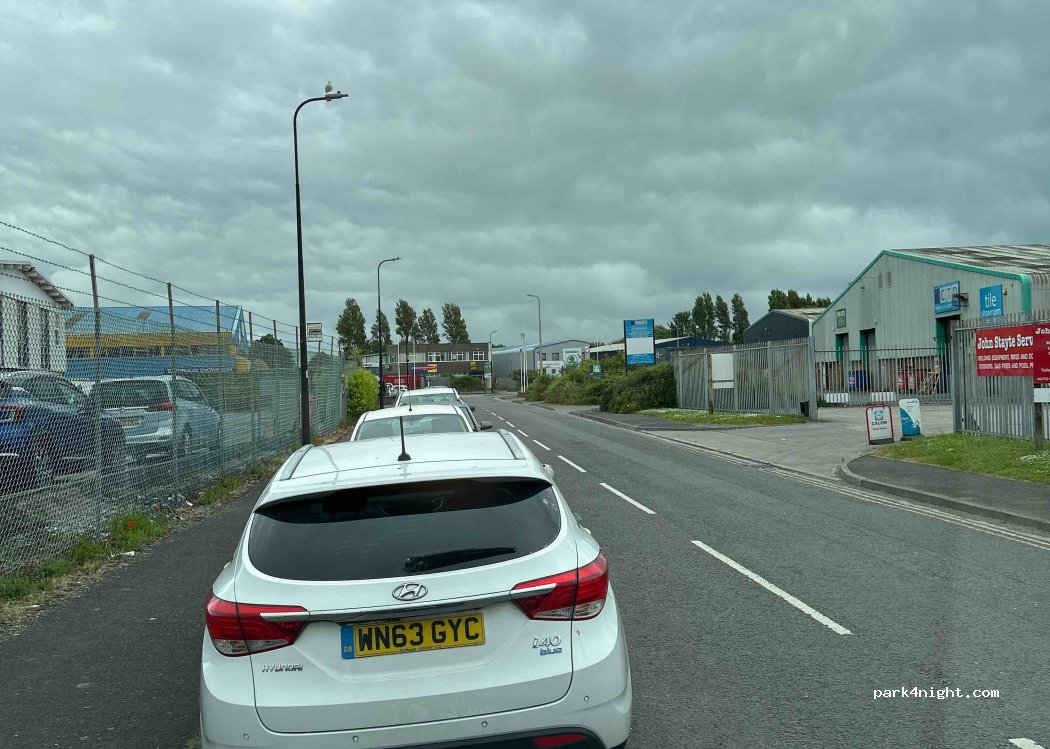 (BS23 3YX) Weston-super-Mare - Searle Cres — foto