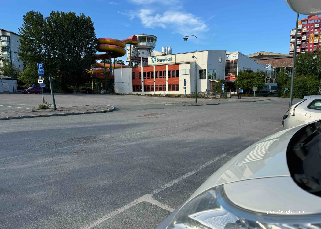(891 33) Örnsköldsvik - 24 Strandgatan — foto