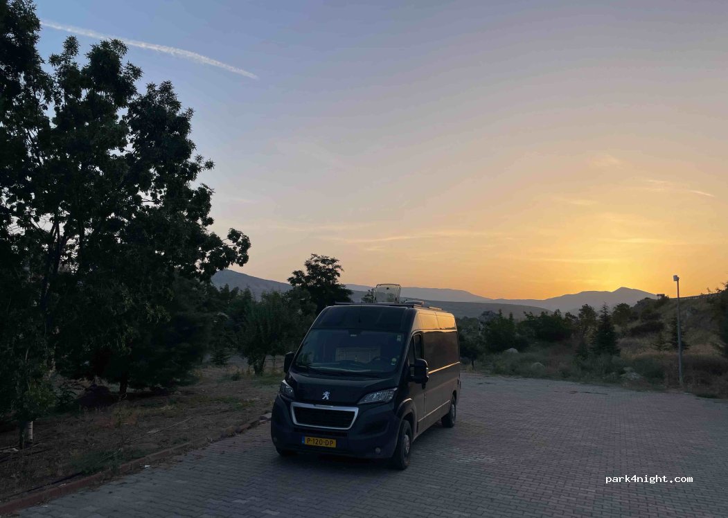 (06920) Nallıhan - Unnamed Road — foto