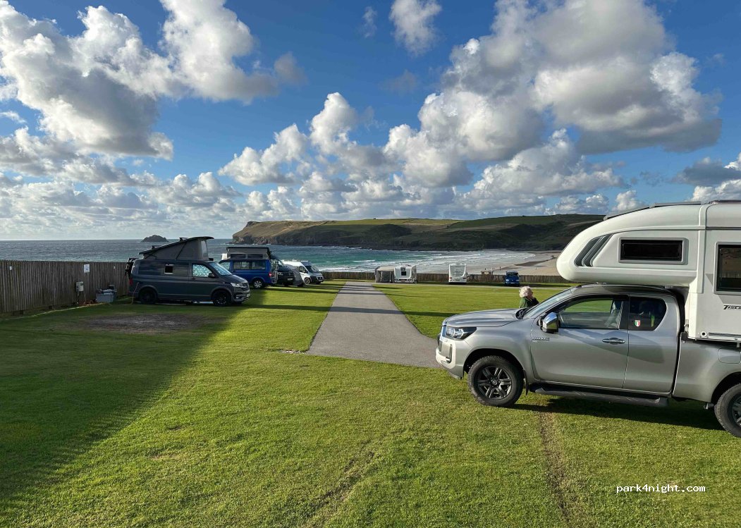 Tristram Caravan Park — foto 2