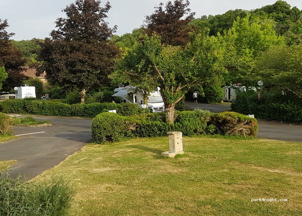Chauvigny Camping — foto