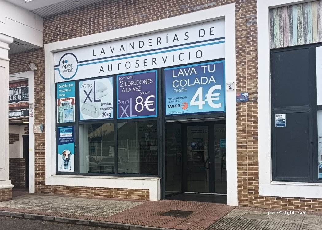(45200) Illescas - 3 Avenida Intergolf — foto