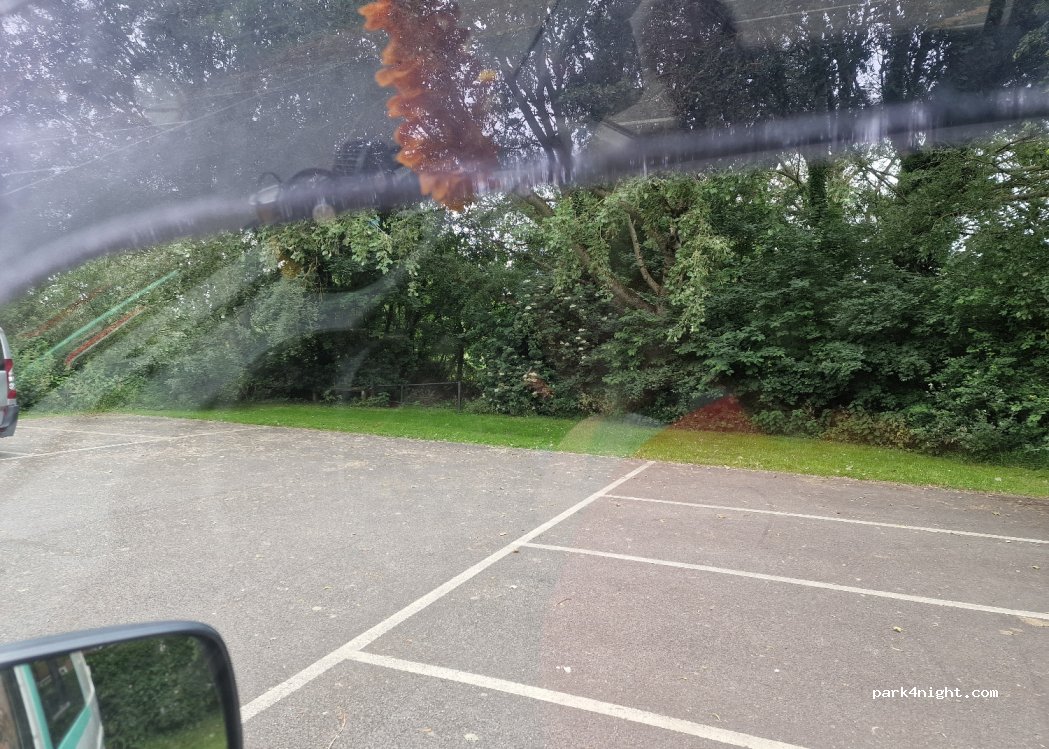 (SG4 0BZ) Hitchin - 77 Woolgrove Road — foto