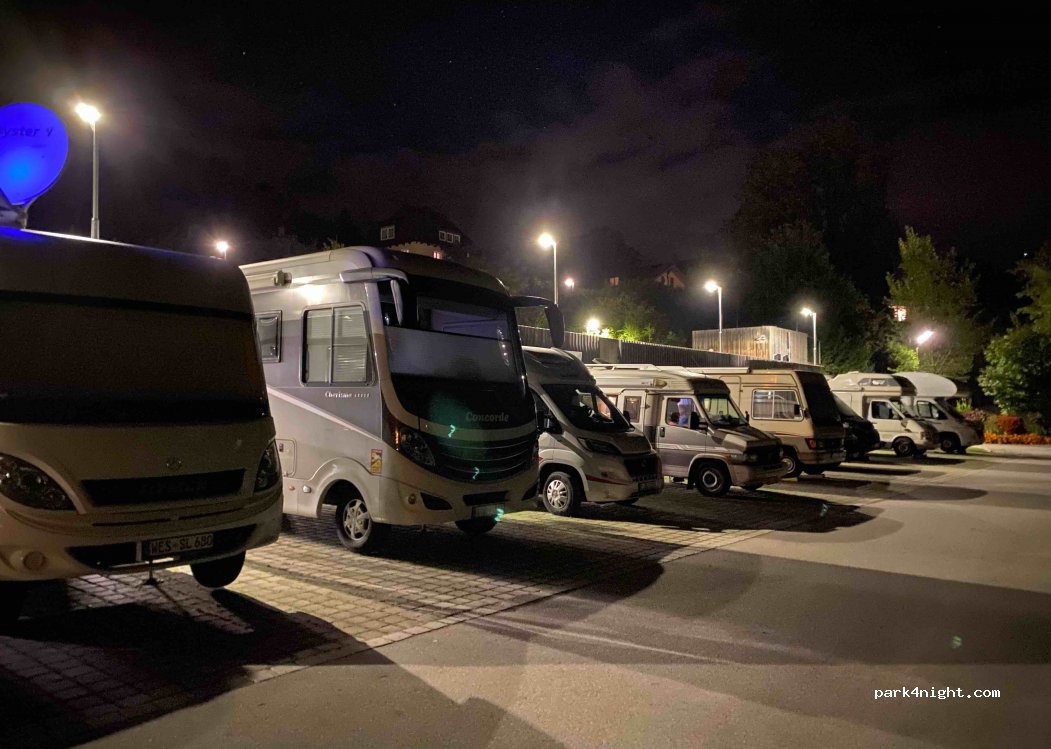 Wohnmobilstellplatz Ilzbrücke — foto