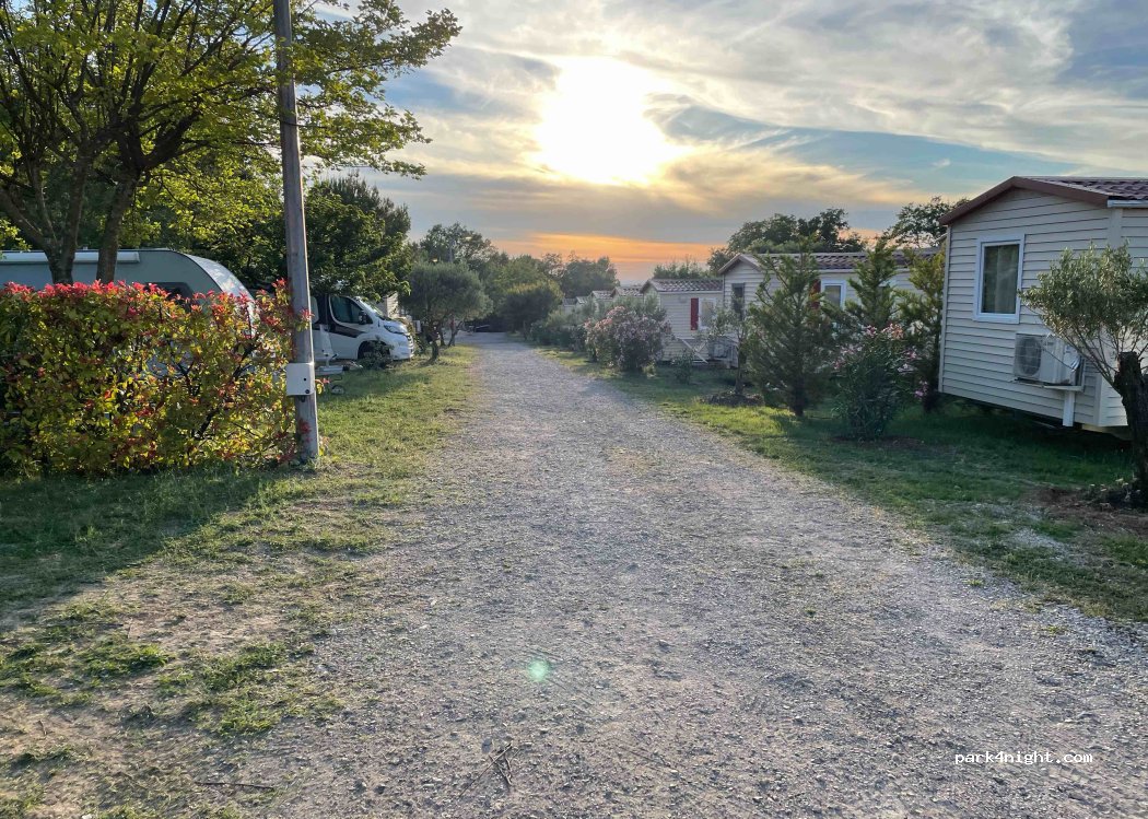 Restaurant & Camping La Cerise — foto