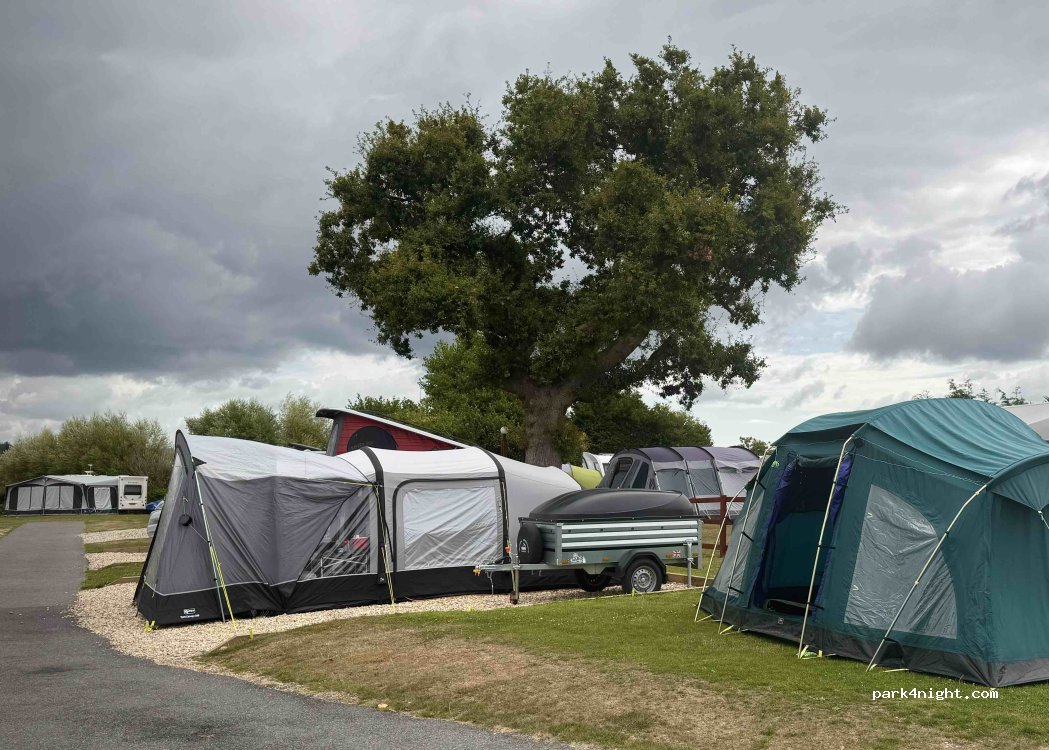 Whitemead Caravan Park — foto 3