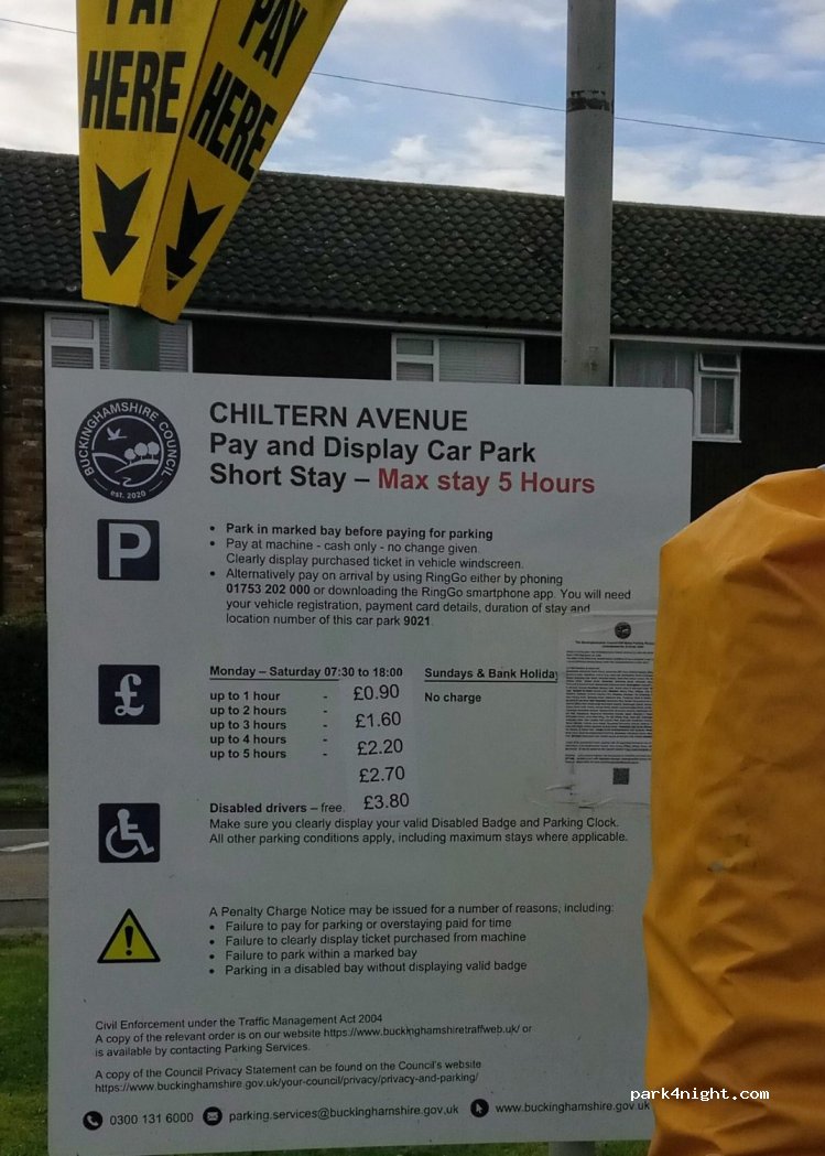 (HP6 5AH) Amersham - Chiltern Avenue — foto