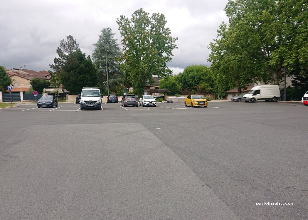 (24410) Saint-Aulaye-Puymangou - 220 Rue des Jardins — foto