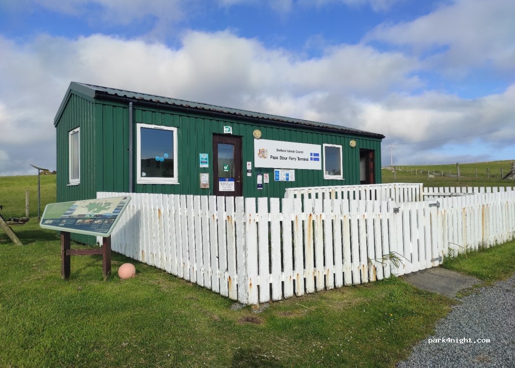 (ZE2 9PW) Shetland - Unnamed Road — foto 2