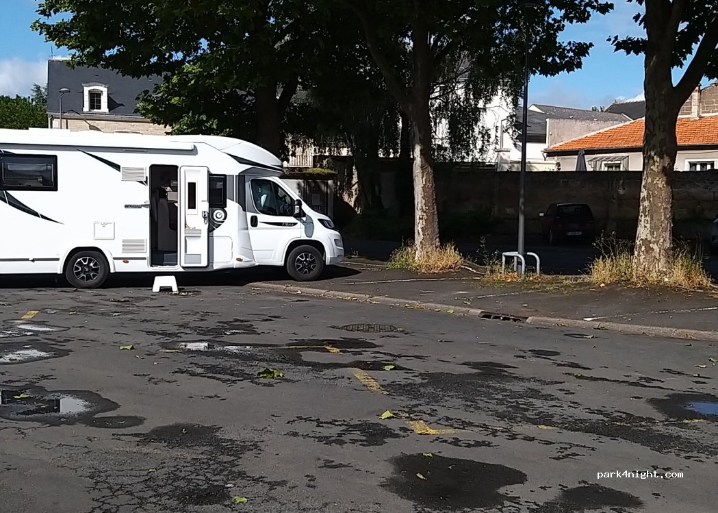 (49700) Doué-en-Anjou - 31 Rue Pré du Camp — foto