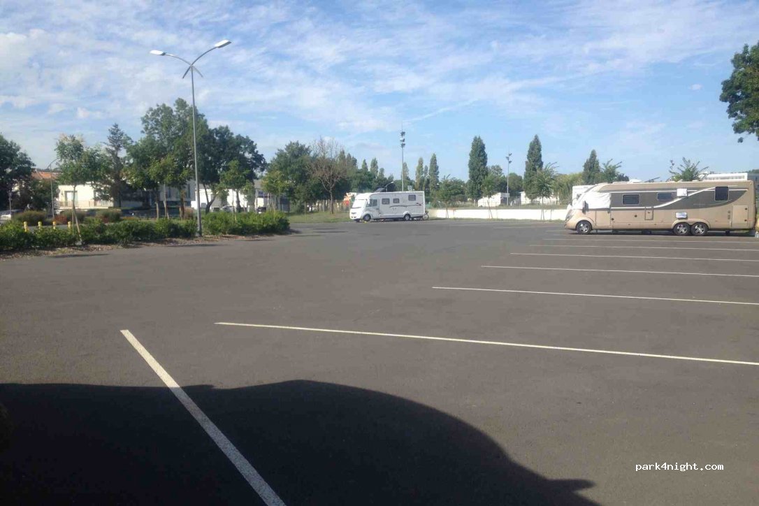 (17600) Saujon - 7011 Route des Écluses — foto 3