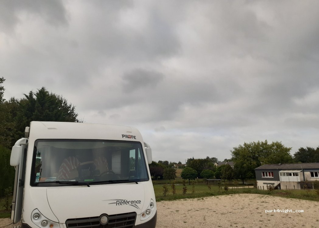 (37130) Mazières-de-Touraine - 2 Rue du Stade — foto