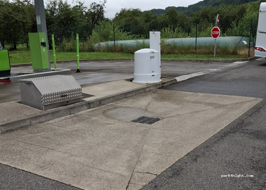 (55210) Vigneulles-lès-Hattonchâtel - 28 Rue de Saint-Mihiel — foto