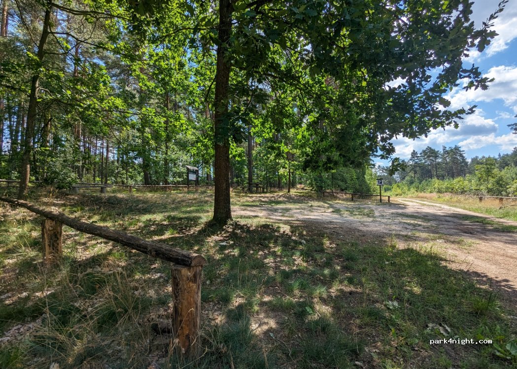 (12-122) Warchały - 57 Akacjowa — foto