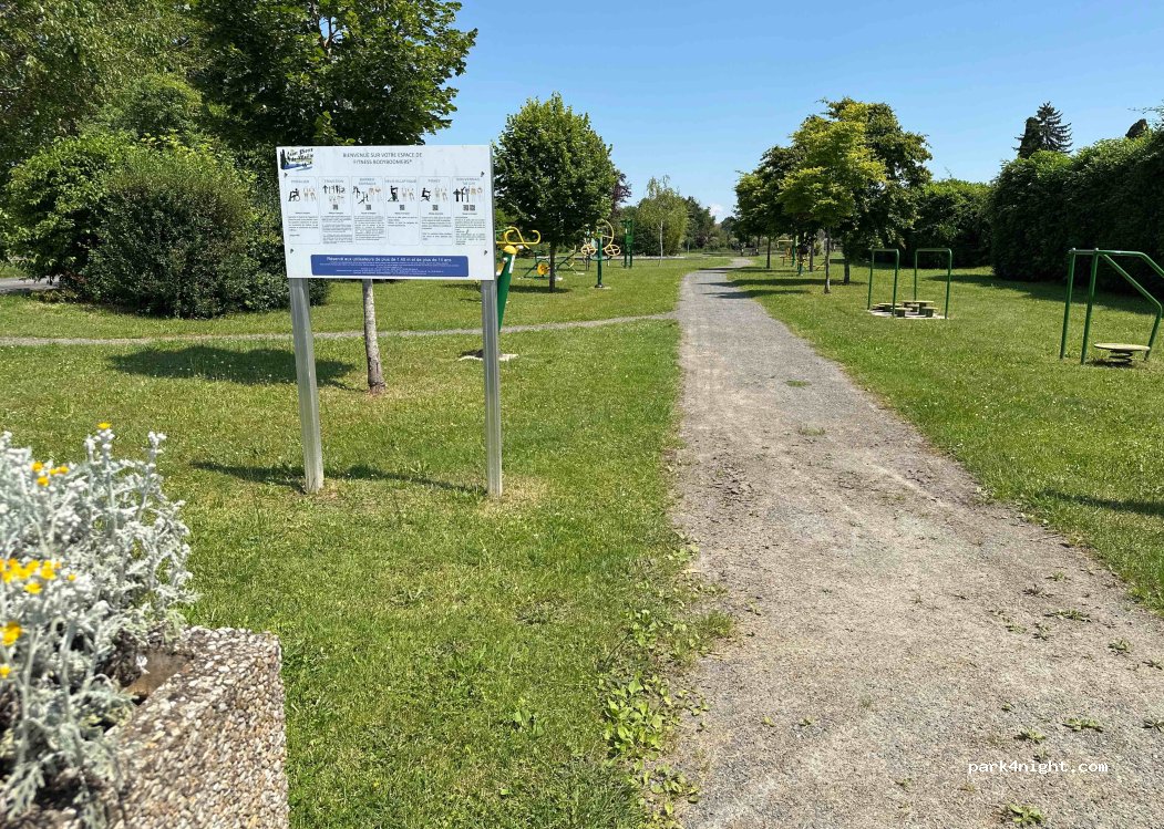 (86260) Saint-Pierre-de-Maillé - 6 Avenue Louis Raison — foto