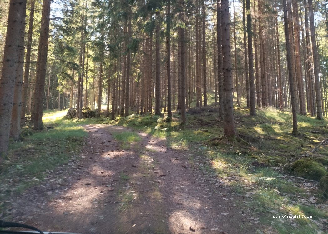 (373 45) Rödeby - — foto 3
