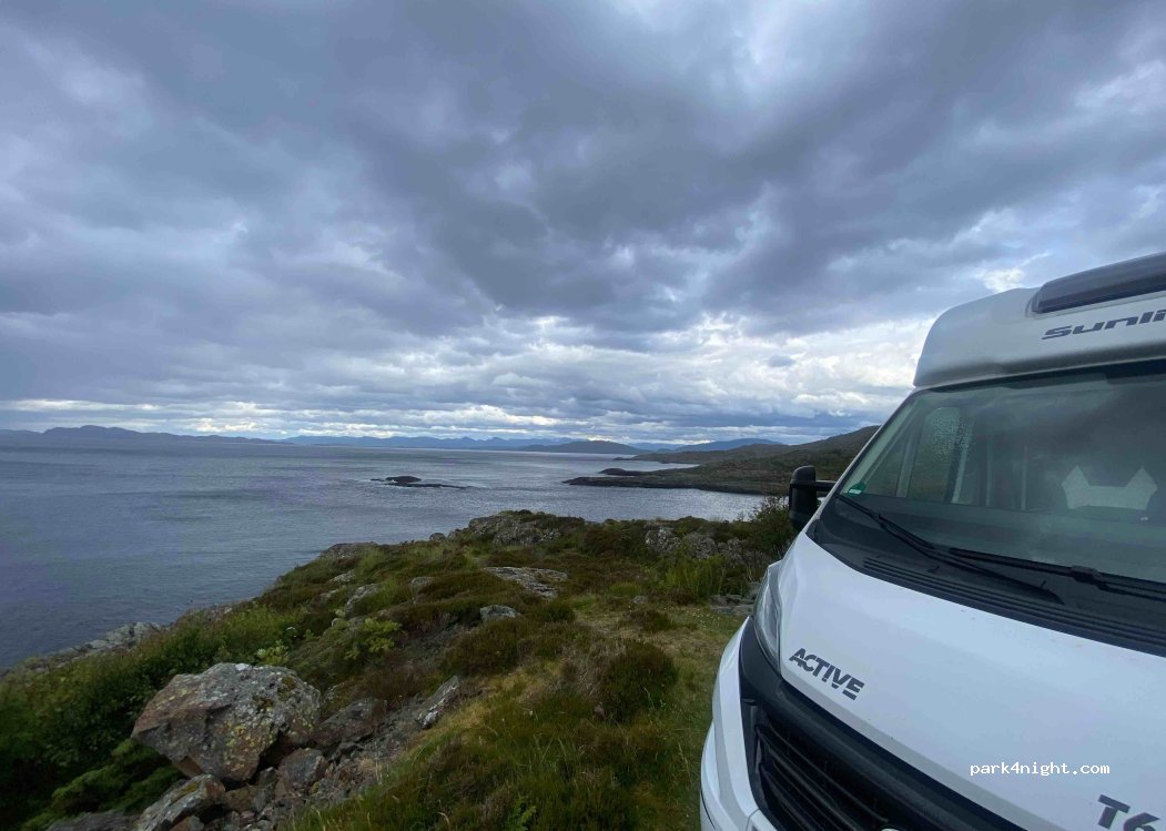 (6984) Stongfjorden - 1231 Stavenesvegen — foto