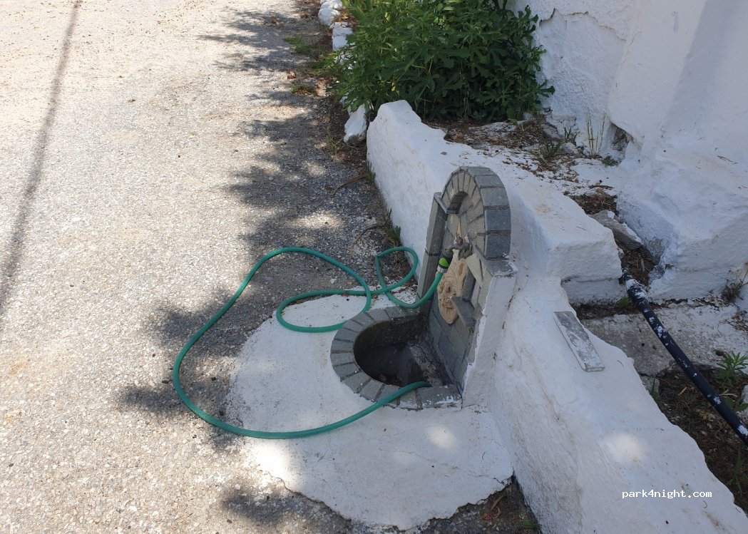 (623 00) Kapnofyto - Unnamed Road — foto