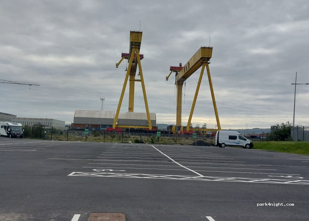 (BT3) Belfast - 7 Queens Road — foto 3