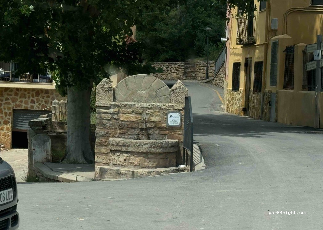 (44421) Arcos de las Salinas - 16 Avenida de Blas Murria — foto