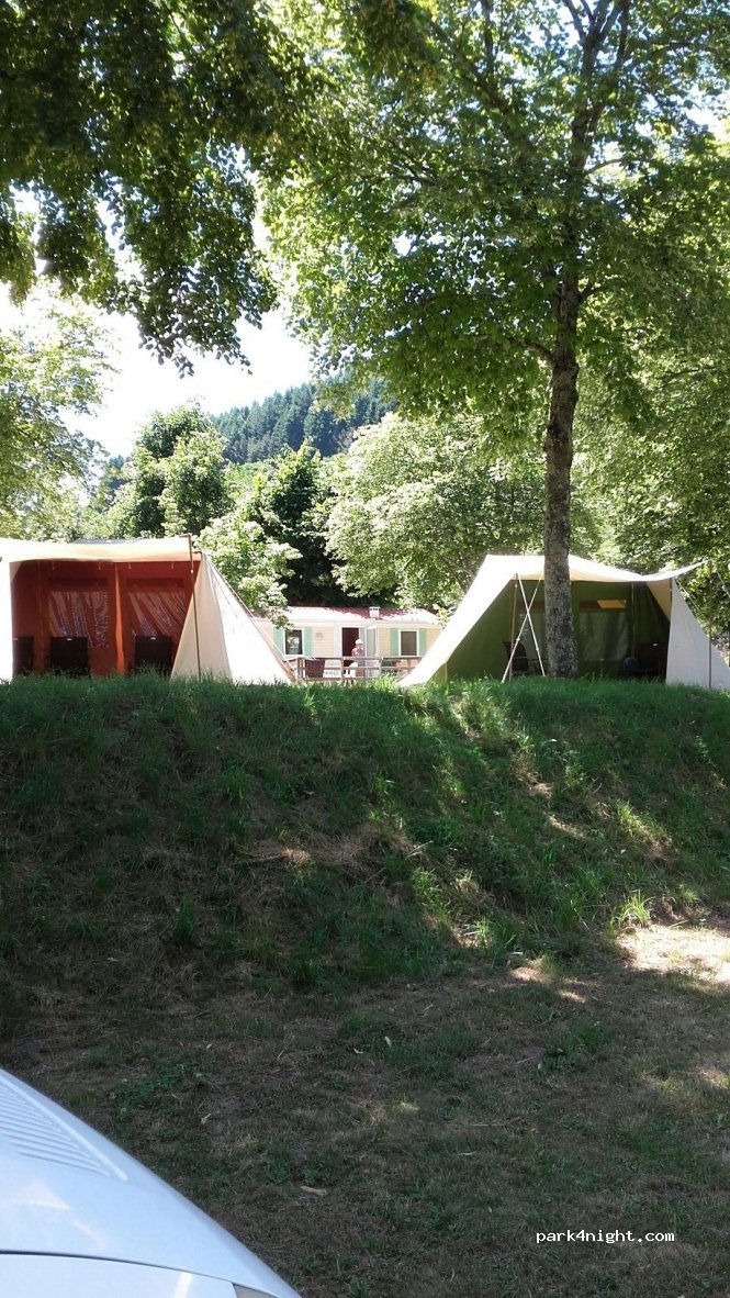 Camping "Le Pré Coulet — foto