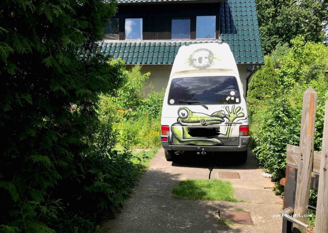(15566) Schöneiche bei Berlin - 2 Potsdamer Straße — foto