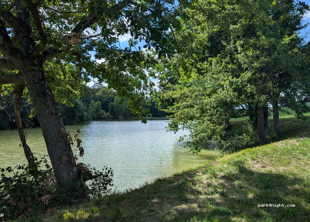 (09210) Saint-Ybars - — foto