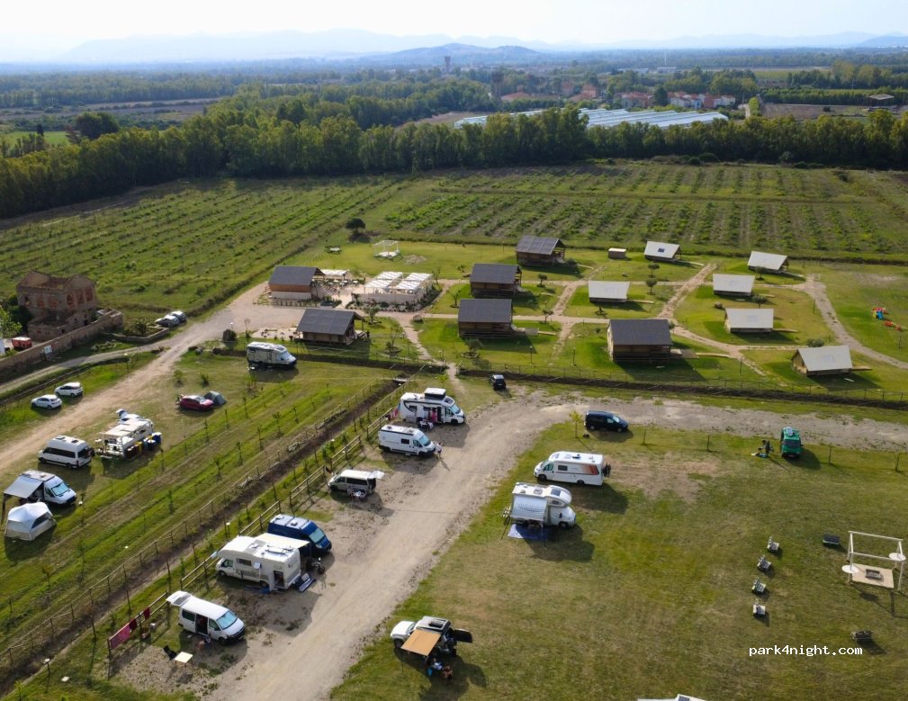 Munai agriglamping Area camper / van — foto 2