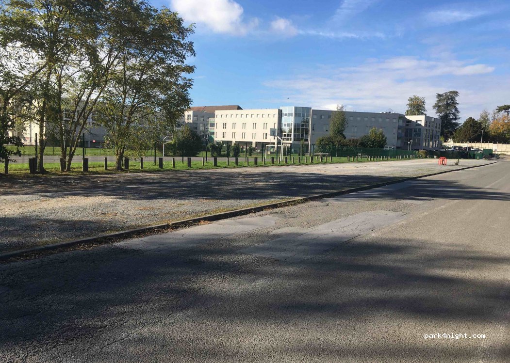 (77100) Meaux - 12 Rue de la Visitation — foto