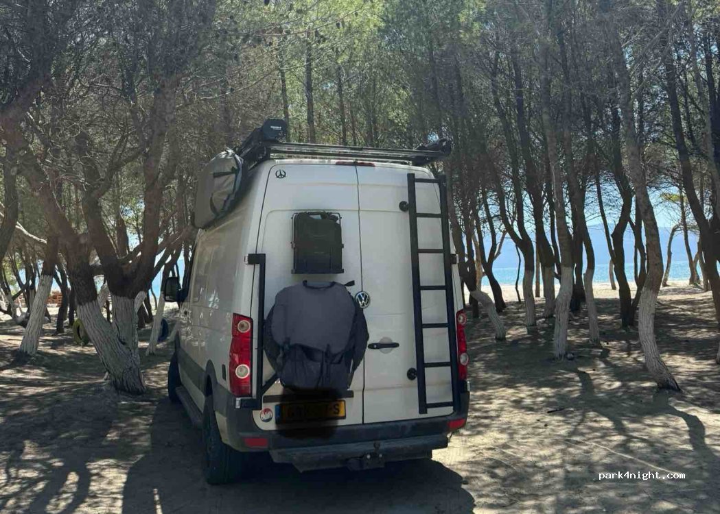 (9400) Vlorë - Unnamed Road — foto 4