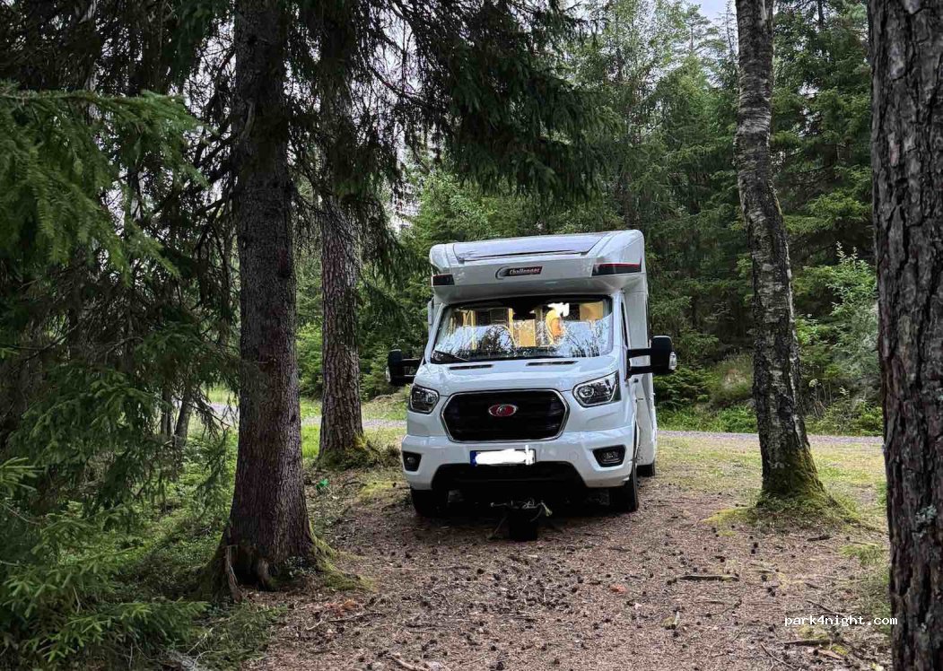 (716 93) Fjugesta - — foto