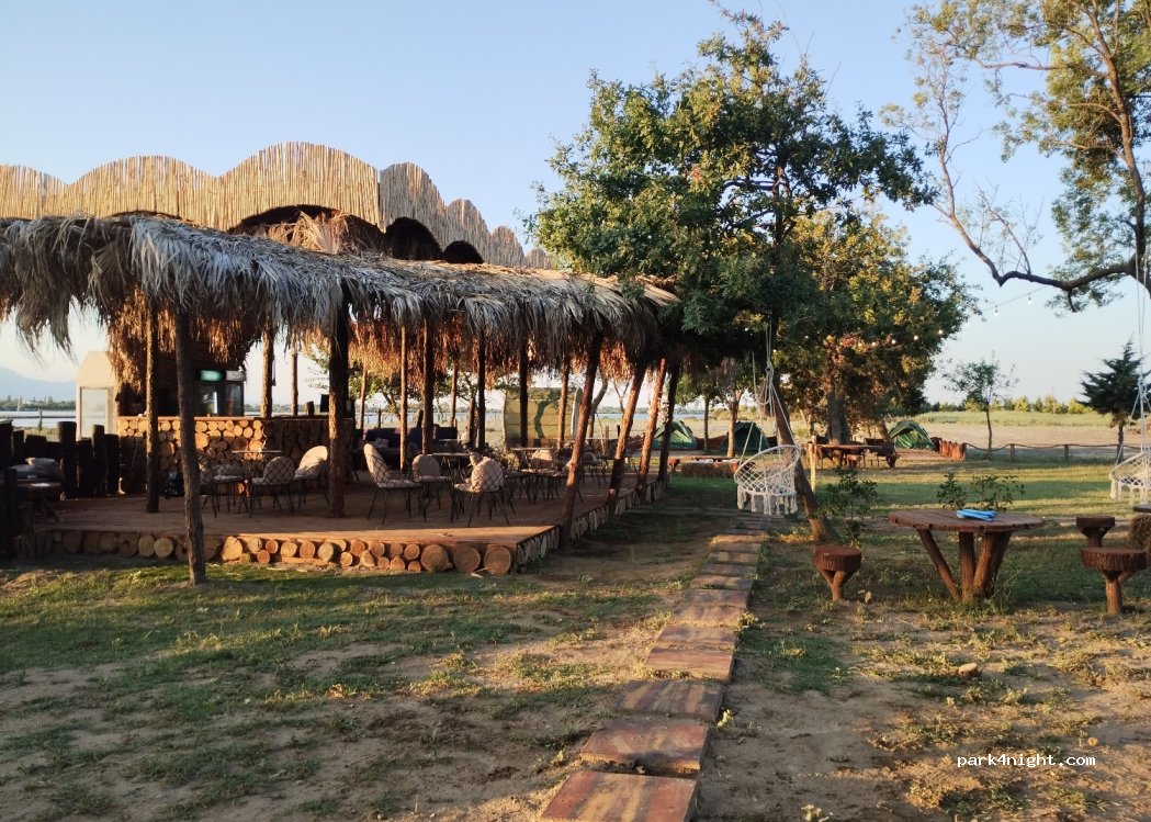 Demi Camping — foto 3