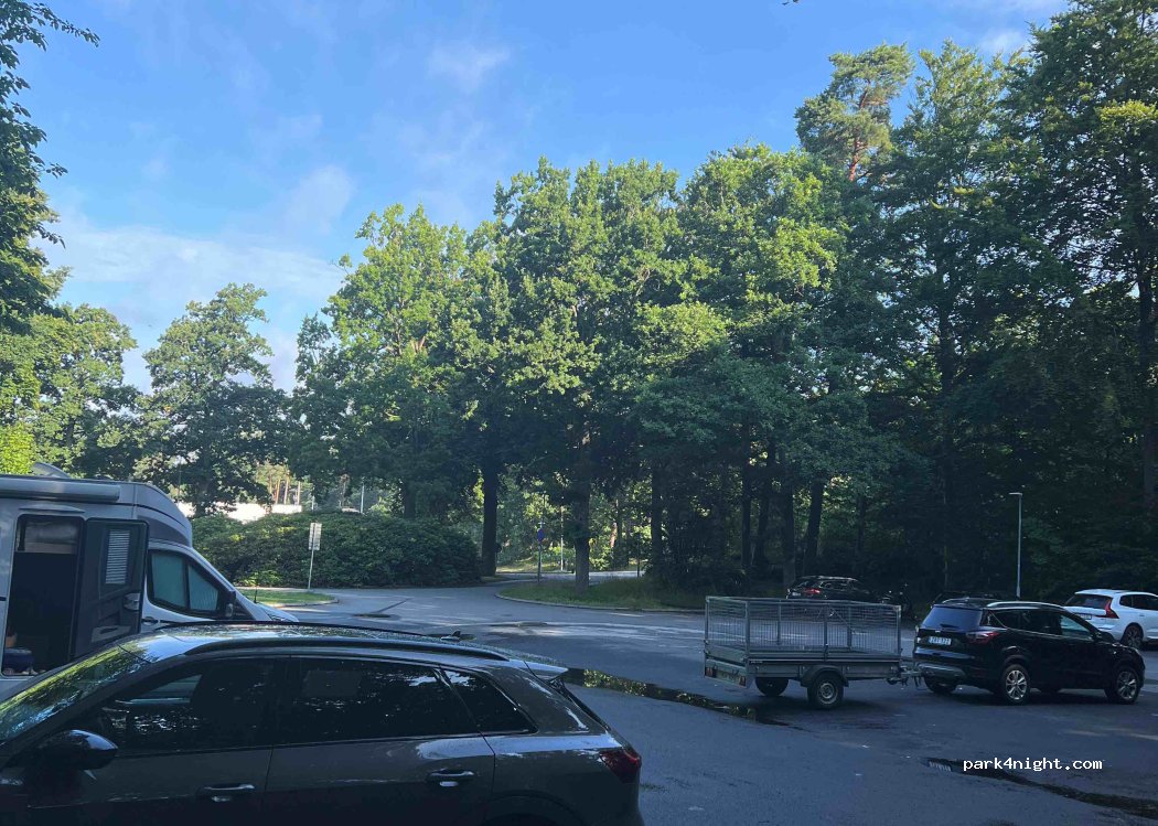 (374 30) Karlshamn - 8 Saltsjöbadsvägen — foto