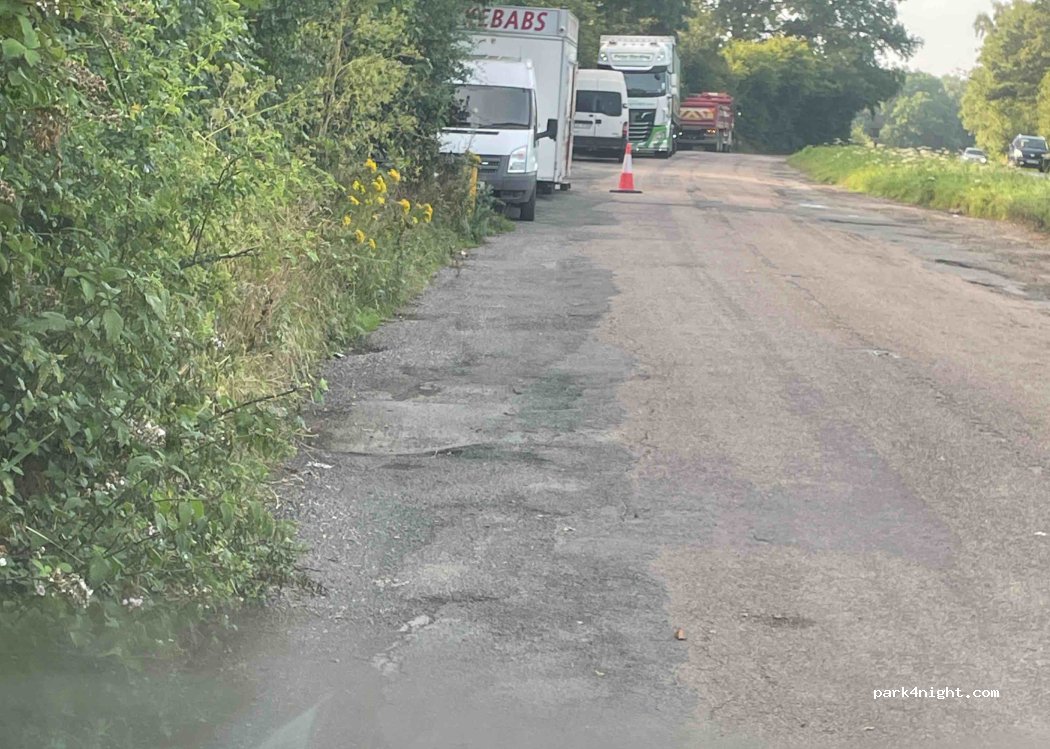 (RG26 5HA) Monk Sherborne - Aldermaston Road — foto